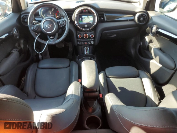 2021 MINI Hardtop 4 Door Cooper S with VIN WMWXU9C06M2N39992, listed as a Copart auction lot 72837174 with 22,488 mi miles and Salvage title. Bid and sale history available at DreamBid. Image 8.