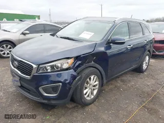2017 Kia Sorento LX with VIN 5XYPG4A32HG237671, listed as a IAAI auction lot 41715333 with 94,071 mi miles. Bid and sale history available at carsss.com. Image 2.