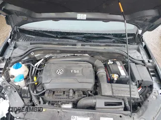 2014 Volkswagen Jetta GLI z VIN 3VW4T7AJ2EM208598, wystawiony jako IAAI lot #42381855 z przebiegiem 82 761 mil mil oraz . Historia ofert i sprzedaży dostępna na DreamBid. Obrazek 10.