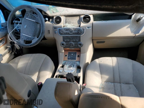 2014 Land Rover LR4 HSE with VIN SALAG2V66EA700673, listed as a Copart auction lot 52658904 with 62,578 mi miles and Salvage Title. Bid and sale history available at DreamBid. Image 8.