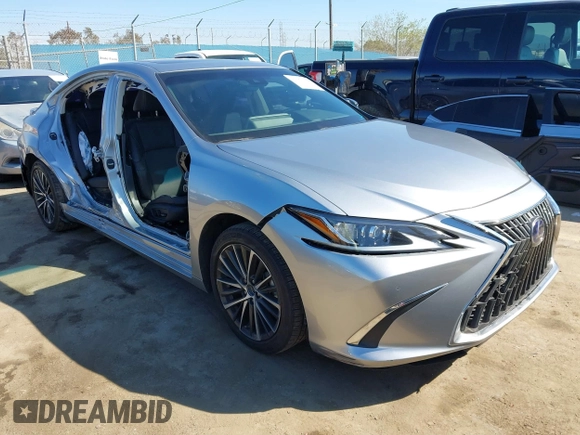 2022 Lexus ES 300h with VIN 58ADA1C15NU026087, listed as a IAAI auction lot 41765304 with 20,795 mi miles and . Bid and sale history available at DreamBid. Image 1.