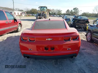 2013 Chevrolet Camaro LS с VIN 2G1FA1E32D9247590, выставлен на аукционе IAAI как лот 41428289 с пробегом 93 838 миль миль и . История ставок и продаж доступна на DreamBid. Изображение 17.