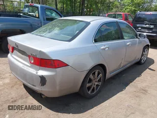 2004 Acura TSX with VIN JH4CL96814C004339, listed as a IAAI auction lot 42120272 with 246,388 mi miles. Bid and sale history available at carsss.com. Image 4.