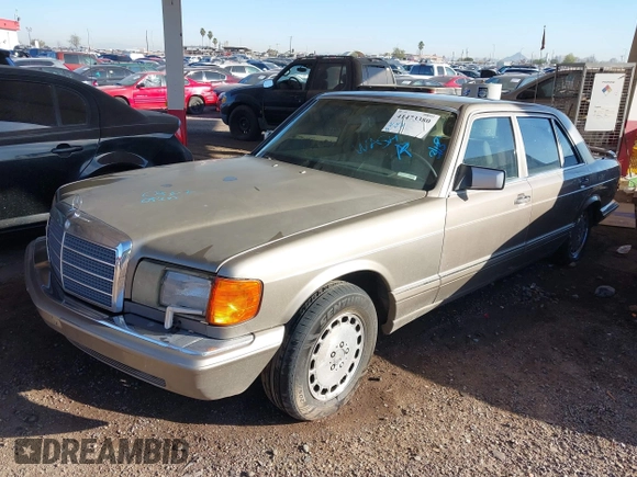 1990 Mercedes-Benz 560 with VIN WDBCA39E7LA505668, listed as a IAAI auction lot 41473380 with 159,716 mi miles and . Bid and sale history available at DreamBid. Image 2.