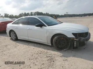 2021 Audi S6 Prestige z VIN WAUFFAF2XMN043211, wystawiony jako Copart lot #56676334 z przebiegiem Nie podano mil oraz Szkody całkowita. Historia ofert i sprzedaży dostępna na DreamBid. Obrazek 4.