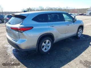 2023 Toyota Highlander L with VIN 5TDKDRAH6PS502220, listed as a IAAI auction lot 41907736 with 67,977 mi miles. Bid and sale history available at carsss.com. Image 4.