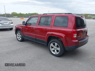 2012 Jeep Patriot Latitude with VIN 1C4NJRFB6CD564345, listed as a IAAI auction lot 42033221 with 158,805 mi miles and . Bid and sale history available at carsss.com. Image 3.