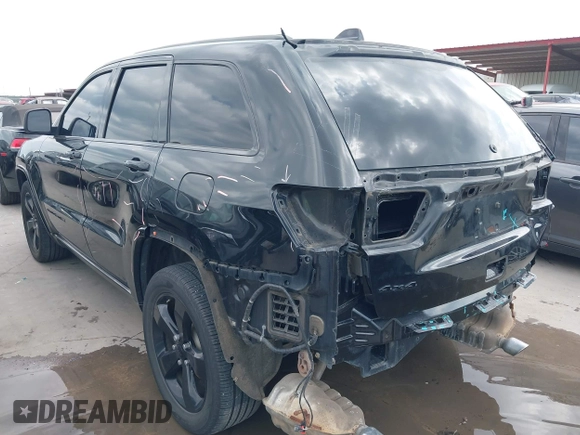 2015 Jeep Grand Cherokee Altitude z VIN 1C4RJFAGXFC659990, wystawiony jako IAAI lot #42331922 z przebiegiem 121 379 mil mil oraz . Historia ofert i sprzedaży dostępna na DreamBid. Obrazek 3.