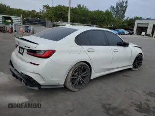 2020 BMW 3 Series M340i with VIN 3MW5U7J05L8B26525, listed as a Copart auction lot 84528894 with 26,380 mi miles and Salvage Title. Bid and sale history available at carsss.com. Image 3.