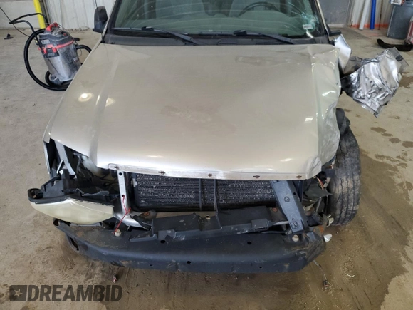 2004 GMC Envoy XL SLE with VIN 1GKET16S146120697, listed as a Copart auction lot 79917634 with 0 mi miles and Salvage Title. Bid and sale history available at carsss.com. Image 12.