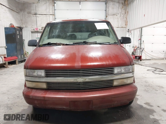 1998 Chevrolet Astro with VIN 1GNEL19W3WB115660, listed as a IAAI auction lot 42141028 with 95,538 mi miles. Bid and sale history available at carsss.com. Image 12.