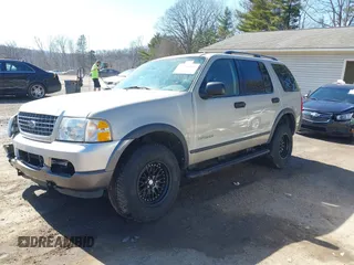 2004 Ford Explorer XLS z VIN 1FMZU72E14UC11599, wystawiony jako IAAI lot #41749597 z przebiegiem 82 805 mil mil oraz . Historia ofert i sprzedaży dostępna na DreamBid. Obrazek 2.