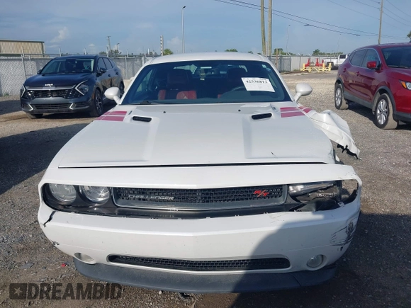 2014 Dodge Challenger R/T with VIN 2C3CDYBT6EH185590, listed as a IAAI auction lot 42536813 with 198,854 mi miles and . Bid and sale history available at DreamBid. Image 12.