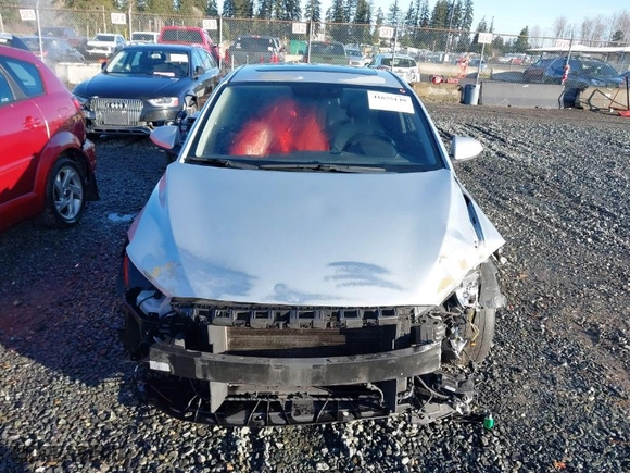 2017 Hyundai Elantra Limited with VIN 5NPD84LF9HH159826, listed as a IAAI auction lot 41675149 with 152,593 mi miles. Bid and sale history available at carsss.com. Image 13.