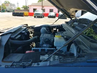 2020 Ram 1500 Laramie z VIN 1C6SRFJT9LN414676, wystawiony jako IAAI lot #42762300 z przebiegiem 116 711 mil mil oraz . Historia ofert i sprzedaży dostępna na DreamBid. Obrazek 19.