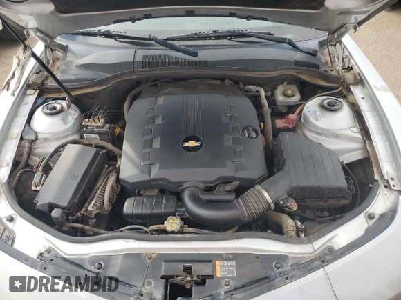 2012 Chevrolet Camaro 2LT z VIN 2G1FC1E39C9168510, wystawiony jako Copart lot #43344355 z przebiegiem 85 983 mil mil oraz Szkoda całkowita • Salvage title. Historia ofert i sprzedaży dostępna na DreamBid. Obrazek 11.
