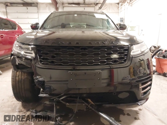 2018 Land Rover Range Rover Velar R-Dynamic HSE with VIN SALYM2RV7JA748072, listed as a IAAI auction lot 41207544 with 65,385 mi miles and . Bid and sale history available at DreamBid. Image 6.