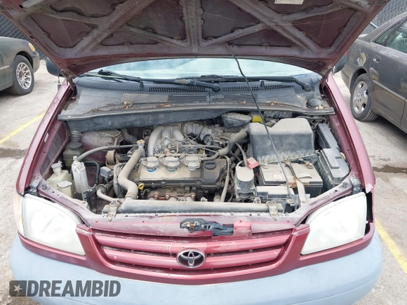 2001 Toyota Sienna LE with VIN 4T3ZF13C71U345315, listed as a IAAI auction lot 41887275 with 253,432 mi miles. Bid and sale history available at carsss.com. Image 10.