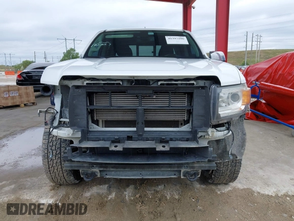 2018 GMC Canyon 4WD Denali with VIN 1GTP6EE16J1171424, listed as a IAAI auction lot 41397106 with 105,922 mi miles. Bid and sale history available at carsss.com. Image 6.