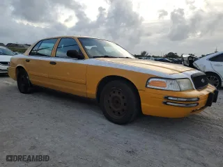 2011 Ford Crown Victoria with VIN 2FABP7AV2BX117354, listed as a Copart auction lot 80102804 with 0 mi miles and Clean Title. Bid and sale history available at carsss.com. Image 4.
