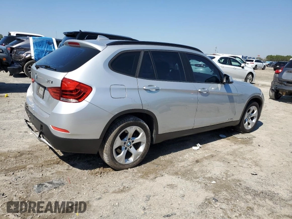 2015 BMW X1 sDrive28i with VIN WBAVM1C51FVZ94111, listed as a Copart auction lot 46981235 with 105,432 mi miles and Salvage Title. Bid and sale history available at carsss.com. Image 3.