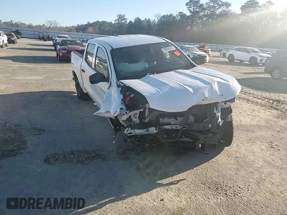 2024 Chevrolet Colorado 2WD Work Truck z VIN 1GCGSBECXR1181297, wystawiony jako Copart lot #49969345 z przebiegiem Nie podano mil oraz Szkoda całkowita • Salvage title. Historia ofert i sprzedaży dostępna na DreamBid. Obrazek 10.