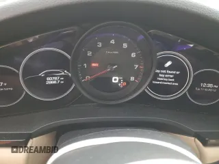 2021 Porsche Cayenne z VIN WP1AA2AY0MDA03642, wystawiony jako Copart lot #47849765 z przebiegiem 60 787 mil mil oraz Szkoda całkowita • Salvage title. Historia ofert i sprzedaży dostępna na DreamBid. Obrazek 9.