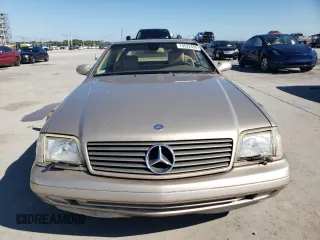 2000 Mercedes-Benz SL-Class with VIN WDBFA68F0YF188299, listed as a Copart auction lot 79522494 with 125,295 mi miles and Salvage Title. Bid and sale history available at carsss.com. Image 5.