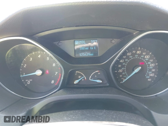 2012 Ford Focus SE z VIN 1FAHP3K25CL122733, wystawiony jako IAAI lot #41836880 z przebiegiem 125 439 mil mil oraz . Historia ofert i sprzedaży dostępna na DreamBid. Obrazek 7.