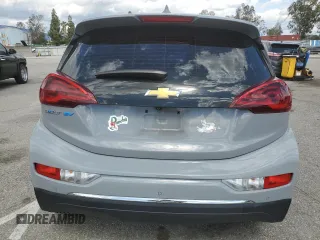 2020 Chevrolet Bolt EV LT z VIN 1G1FY6S06L4128316, wystawiony jako Copart lot #51550575 z przebiegiem 39 513 mil mil oraz Szkoda całkowita • Salvage title. Historia ofert i sprzedaży dostępna na DreamBid. Obrazek 6.