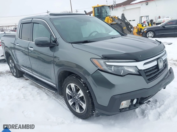 2017 Honda Ridgeline RTL-E with VIN 5FPYK3F78HB012520, listed as a IAAI auction lot 41551255 with 44,270 mi miles. Bid and sale history available at carsss.com. Image 1.