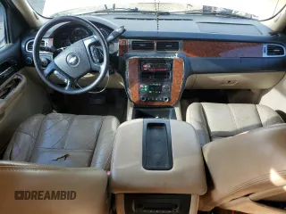 2007 Chevrolet Avalanche LT w/3LT with VIN 3GNFK12367G179644, listed as a Copart auction lot 74242974 with Not Provided miles and Non Repairable. Bid and sale history available at carsss.com. Image 8.
