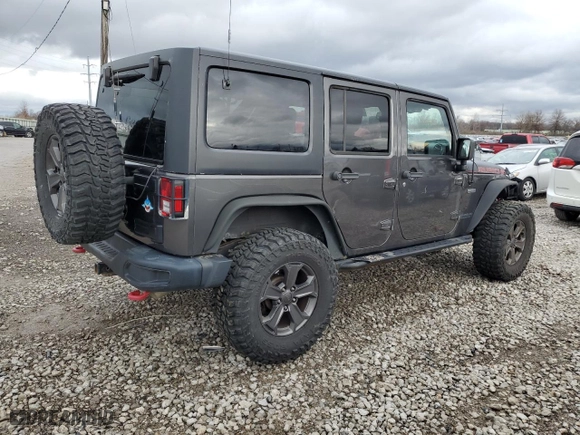 2017 Jeep Wrangler Unlimited Rubicon with VIN 1C4BJWFG7HL658924, listed as a Copart auction lot 83035294 with 95,031 mi miles and Salvage Title. Bid and sale history available at carsss.com. Image 3.