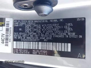 2006 Toyota Sienna XLE with VIN 5TDZA22C06S509177, listed as a IAAI auction lot 41033240 with 163,323 mi miles. Bid and sale history available at carsss.com. Image 9.