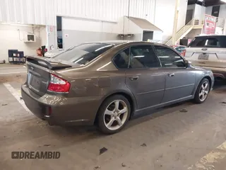 2008 Subaru Legacy Limited z VIN 4S3BL626487210172, wystawiony jako IAAI lot #41598816 z przebiegiem 182 850 mil mil oraz . Historia ofert i sprzedaży dostępna na DreamBid. Obrazek 4.