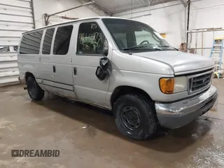 2006 Ford Econoline Passenger XL with VIN 1FMRE11L66HA02929, listed as a IAAI auction lot 41660473 with 152,607 mi miles and . Bid and sale history available at carsss.com. Image 1.