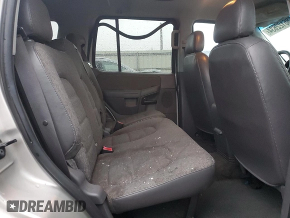 2005 Ford Explorer XLS z VIN 1FMZU62K15UA84726, wystawiony jako Copart lot #86122634 z przebiegiem 187 623 mil mil oraz Szkoda całkowita • Salvage title. Historia ofert i sprzedaży dostępna na DreamBid. Obrazek 11.