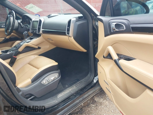 2014 Porsche Cayenne with VIN WP1AA2A26ELA97738, listed as a IAAI auction lot 42445351 with 118,381 mi miles and . Bid and sale history available at DreamBid. Image 5.