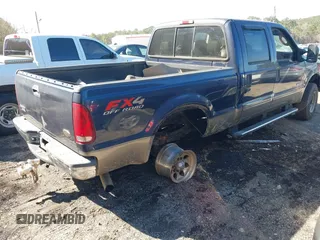 2004 Ford F-350 XL z VIN 1FTSW31P44EC96363, wystawiony jako IAAI lot #41632997 z przebiegiem 208 382 mil mil oraz . Historia ofert i sprzedaży dostępna na DreamBid. Obrazek 4.