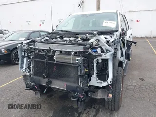 2025 Ford F-250 XL z VIN 1FT7W2BT1SED32938, wystawiony jako IAAI lot #42831510 z przebiegiem 7 496 mil mil oraz . Historia ofert i sprzedaży dostępna na DreamBid. Obrazek 6.
