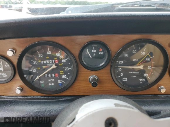 1980 FIAT 124 Spider z VIN 124CS20160764, wystawiony jako Copart lot #69708634 z przebiegiem 64 421 mil mil oraz Szkoda całkowita • Salvage title. Historia ofert i sprzedaży dostępna na DreamBid. Obrazek 9.