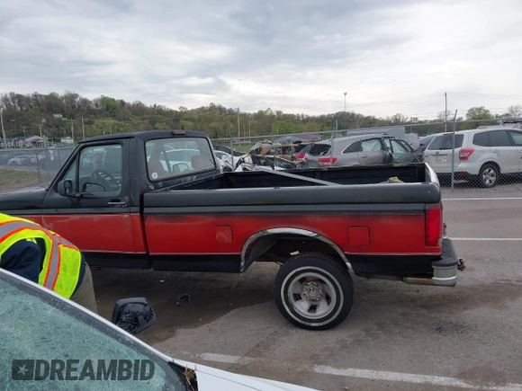 1994 Ford F-150 with VIN 1FTDF15Y7RLA23419, listed as a IAAI auction lot 41996716 with 199,625 mi miles and . Bid and sale history available at DreamBid. Image 13.