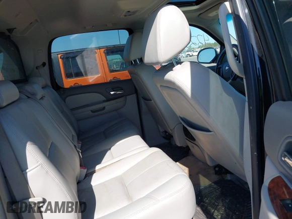 2008 Chevrolet Avalanche LTZ with VIN 3GNFK12338G139684, listed as a IAAI auction lot 42232957 with 280,661 mi miles and . Bid and sale history available at DreamBid. Image 8.