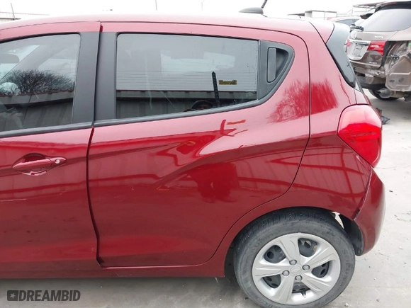 2022 Chevrolet Spark LS with VIN KL8CB6SA6NC015052, listed as a IAAI auction lot 41405492 with 39,853 mi miles. Bid and sale history available at carsss.com. Image 18.
