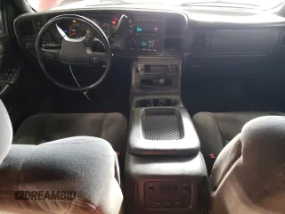 2006 Chevrolet Silverado 1500HD LT2 z VIN 1GCGK13U16F224672, wystawiony jako Copart lot #63972664 z przebiegiem 177 145 mil mil oraz Szkoda całkowita • Salvage title. Historia ofert i sprzedaży dostępna na DreamBid. Obrazek 8.