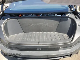 2024 Tesla Cybertruck z VIN 7G2CEHED9RA047674, wystawiony jako Copart lot #52544295 z przebiegiem 1323 mil mil oraz Szkody całkowita. Historia ofert i sprzedaży dostępna na DreamBid. Obrazek 11.