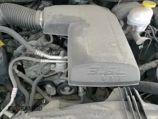 2019 Ram 1500 Tradesman z VIN 3C6JR7DG5KG671115, wystawiony jako Copart lot #81273645 z przebiegiem 27 202 mil mil oraz Szkoda całkowita • Salvage title. Historia ofert i sprzedaży dostępna na DreamBid. Obrazek 15.