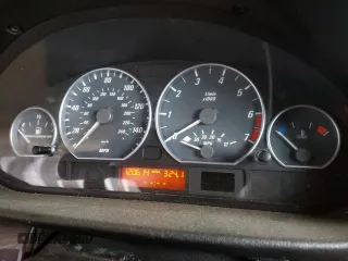2003 BMW 3 Series 330Ci with VIN WBABS534X3JU96029, listed as a Copart auction lot 81632324 with 120,614 mi miles and Salvage Title. Bid and sale history available at carsss.com. Image 9.
