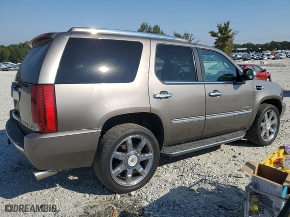2011 Cadillac Escalade Luxury with VIN 1GYS3BEF9BR223591, listed as a Copart auction lot 72508614 with 230,837 mi miles and Salvage Title. Bid and sale history available at carsss.com. Image 3.