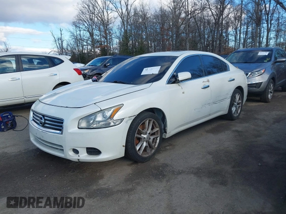 2014 Nissan Maxima SV z VIN 1N4AA5AP2EC466535, wystawiony jako IAAI lot #41699207 z przebiegiem 150 204 mil mil oraz . Historia ofert i sprzedaży dostępna na DreamBid. Obrazek 2.